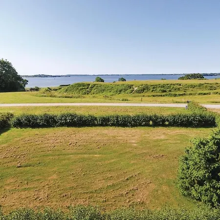 Three-bedroom In 度假居 Egernsund